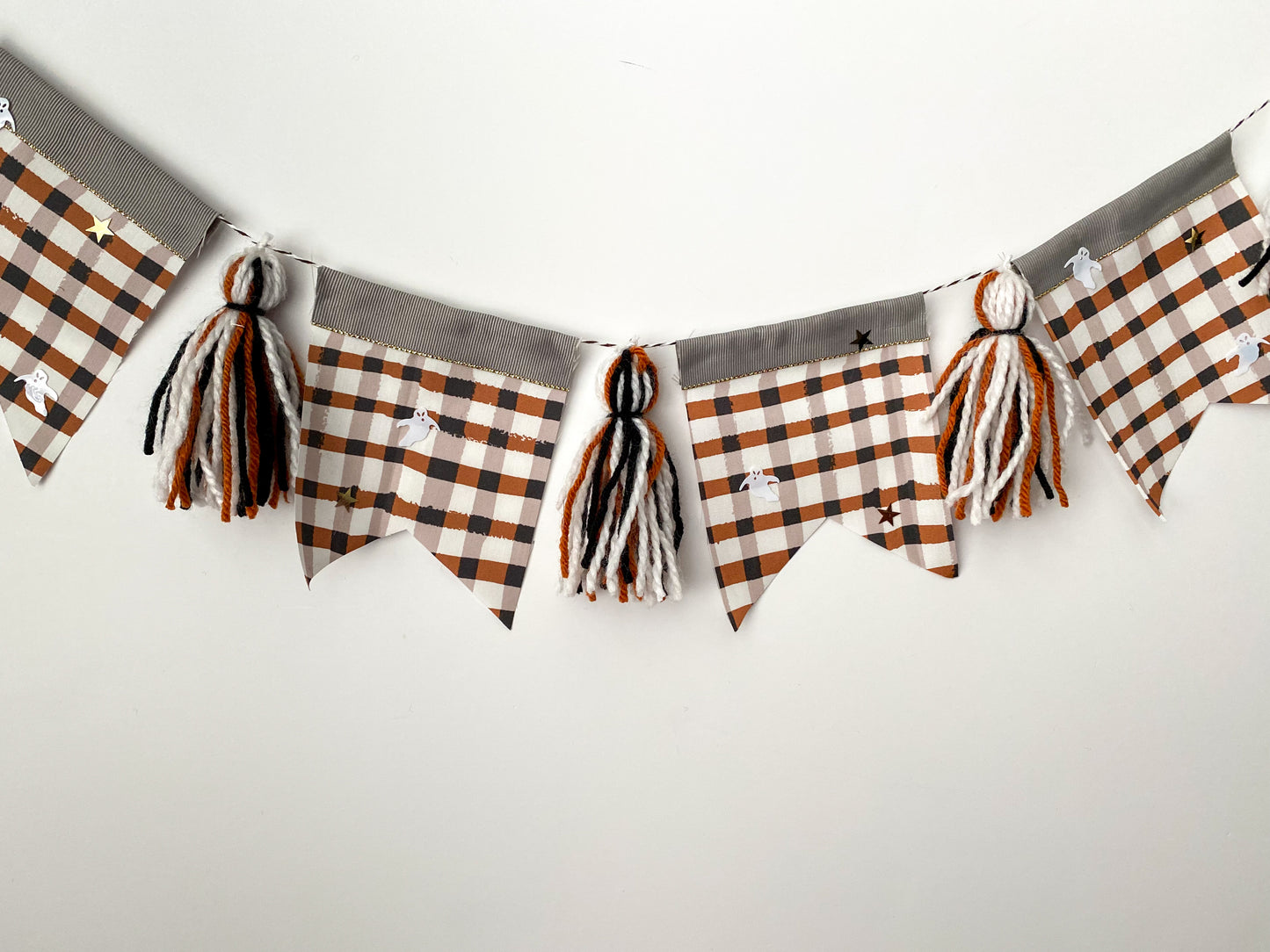 Ghost Plaid Garland