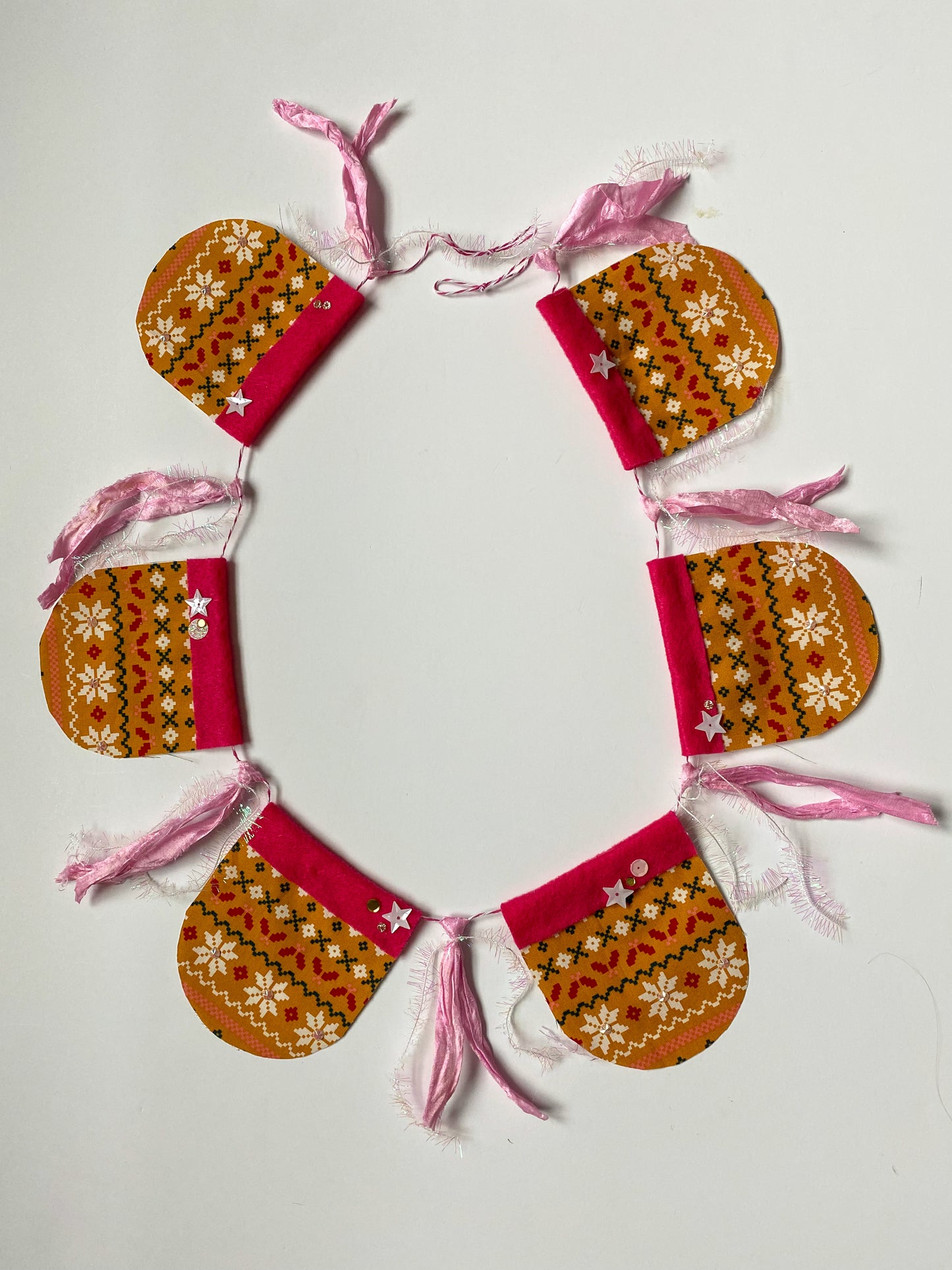 Winter Wonderland Garland - Pink