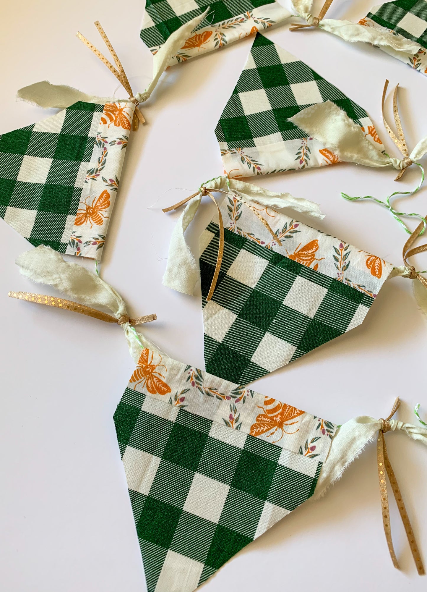 Gingham & Bee Flag Garland